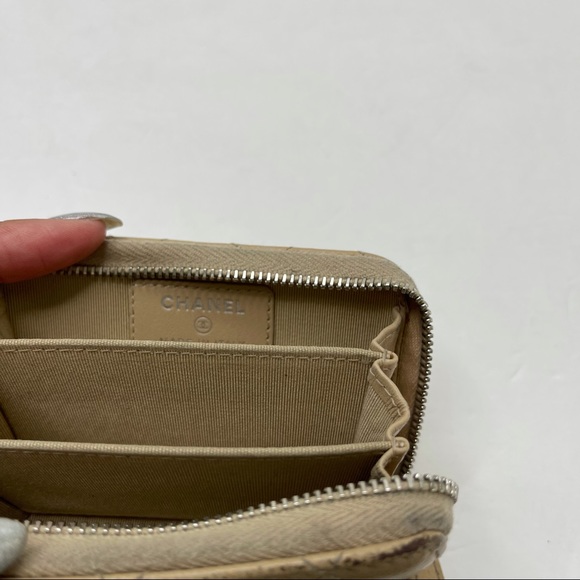 CHANEL Quilted Zip Around Coin Purse - Picture 12 of 16